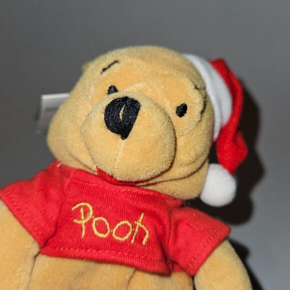 VTG Winnie the Pooh Bean Bag Plush Red Santa Hat Christmas 8" Disney Store w/TAG - Picture 4 of 9